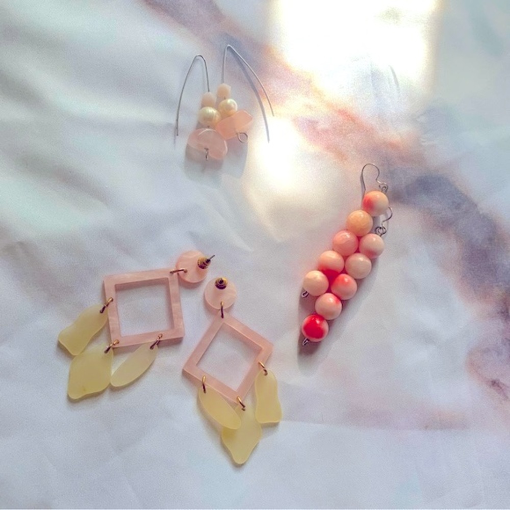 💎💗 Crystal Earrings - 3 pair 💎💗